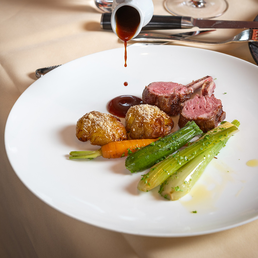 Fleisch, Gemüse, Sauce